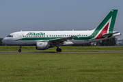 Alitalia Airbus A319-111 (EI-IMM) at  Amsterdam - Schiphol, Netherlands